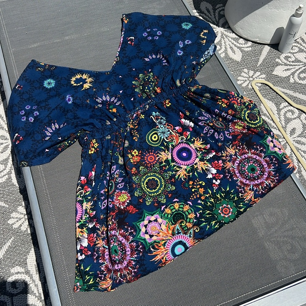 Desigual Mini Beach Cover Up -size large.